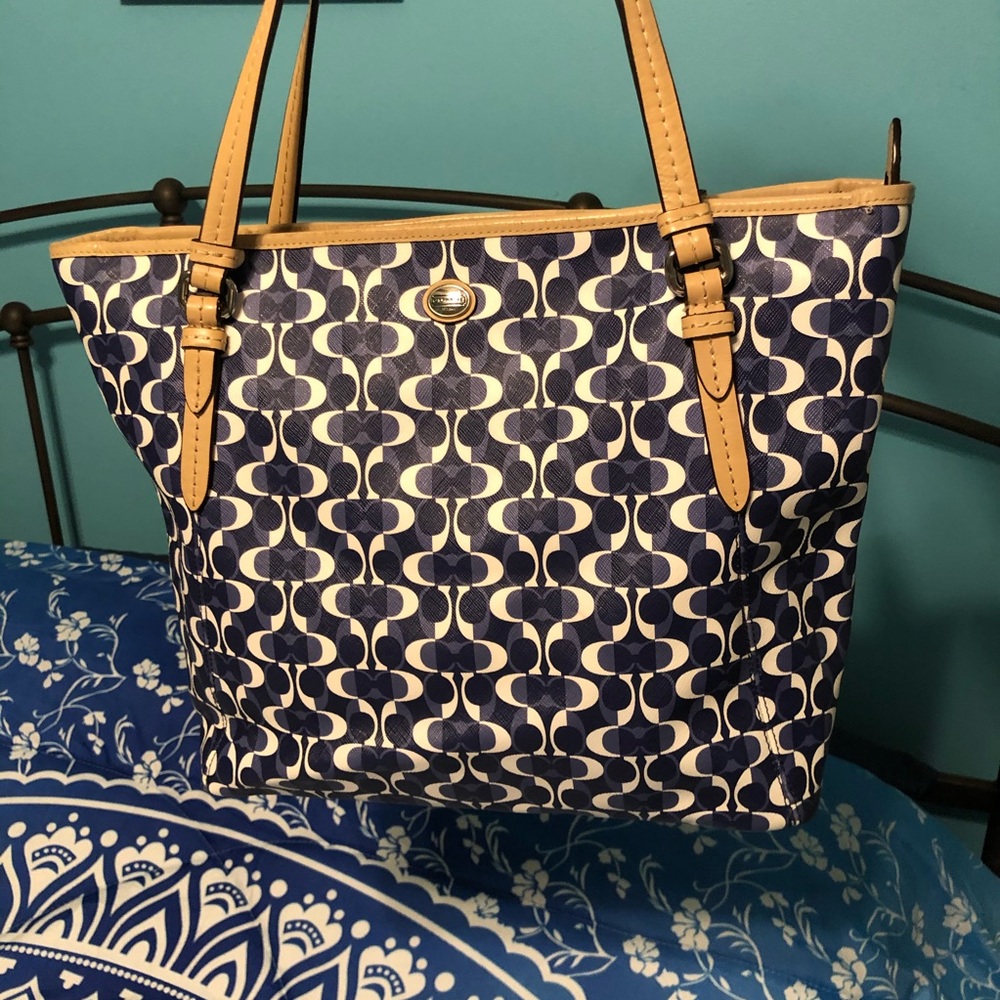 Authentic Coach purse